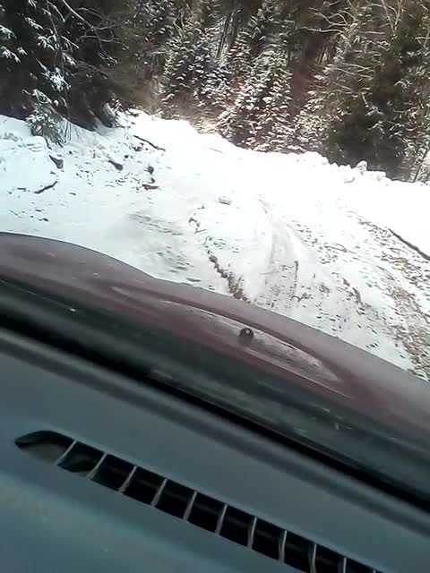 Как изглежда пътят от Смолян до село Мугла