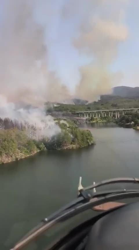 Кадри на ВВС от пожара в Област Пазарджик