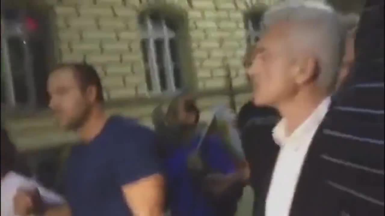 Сблъсък - Продажникът Сидеров