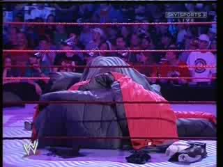 Wwe На Лита И Се Показа Гърдата