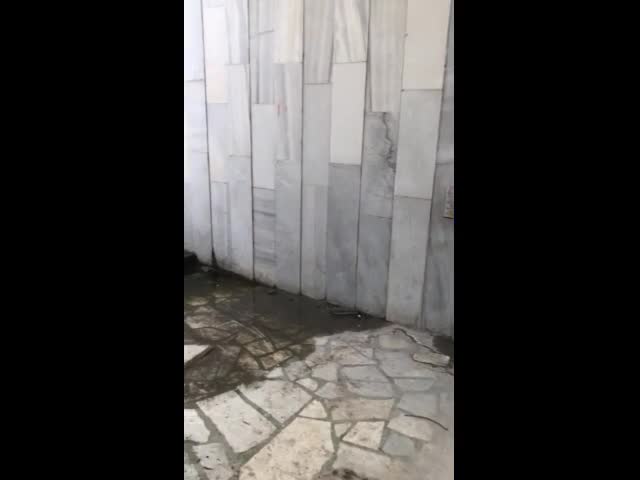Подлез във Варна