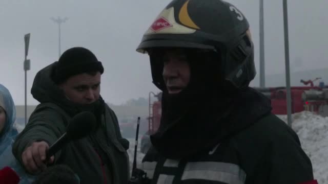 Пожар избухна в търговски център в покрайнините на Москва