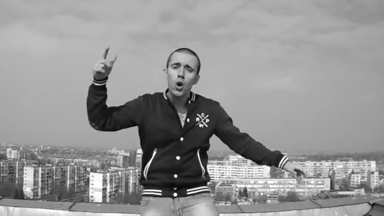 >Lyric - Airborne (official music video )