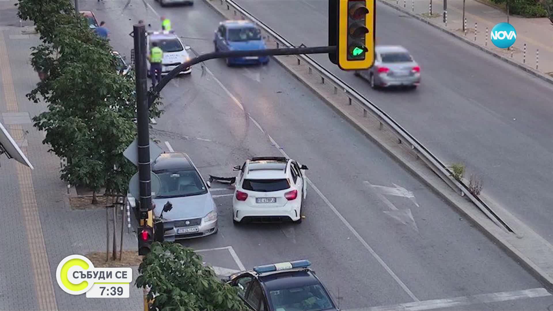 Шофьор удари паркирани коли в София