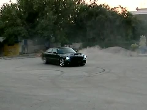 Американска Сила - Dodge Charger Srt - 8 