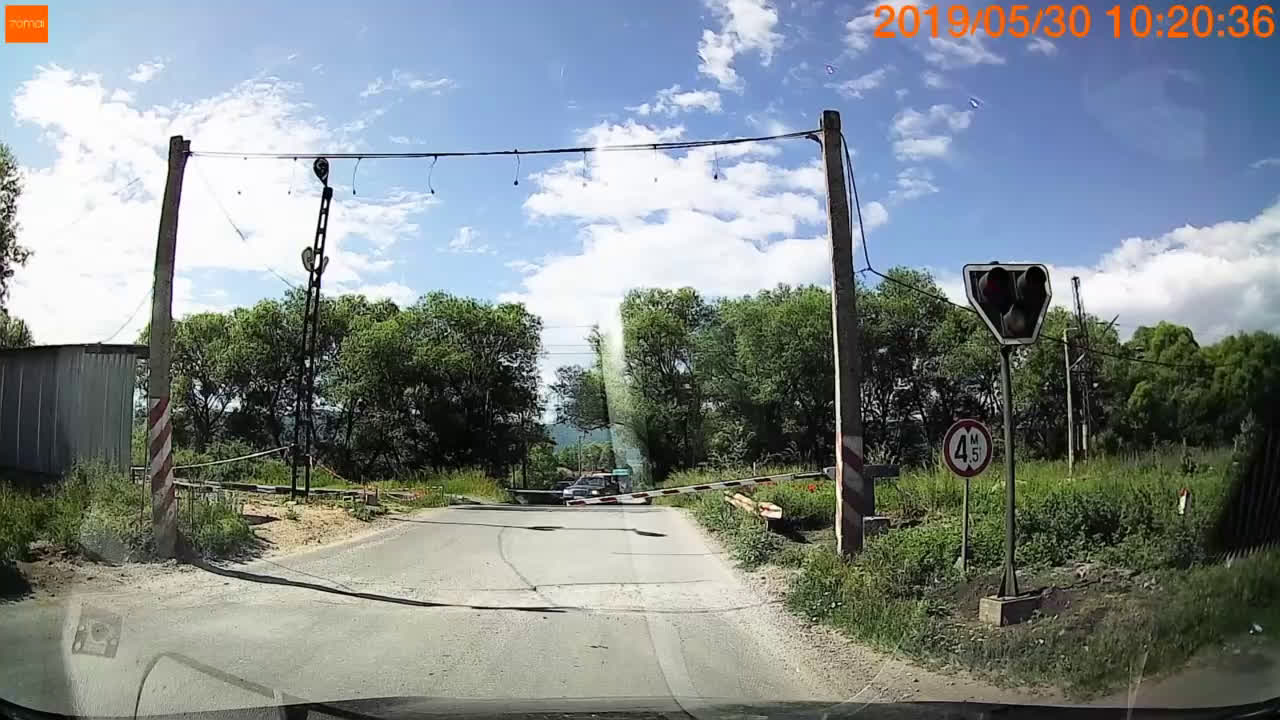 Как стават инцидентите между влакове и коли?