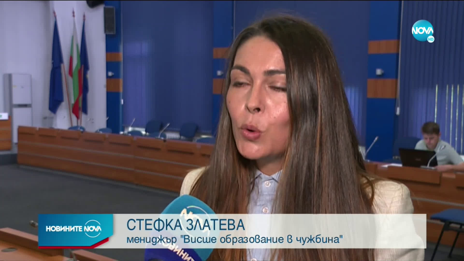 Близо 5000 студенти ще учат в чужбина