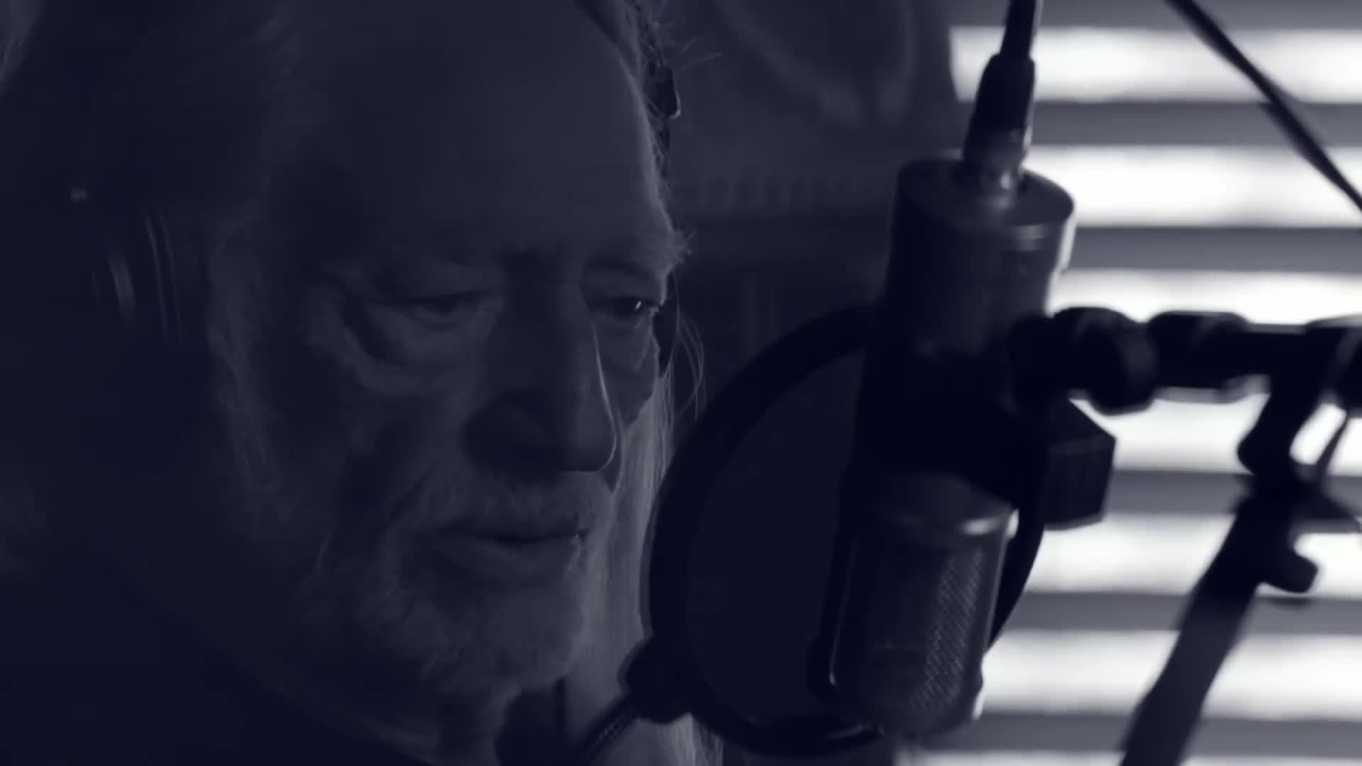 Willie Nelson - A Woman's Love