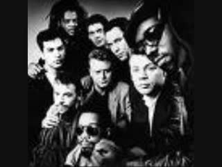 Ub40 - Rat In My Kitchen