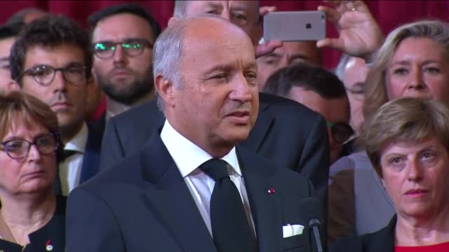 Официално обявиха Еманюел Макрон за президент на Франция