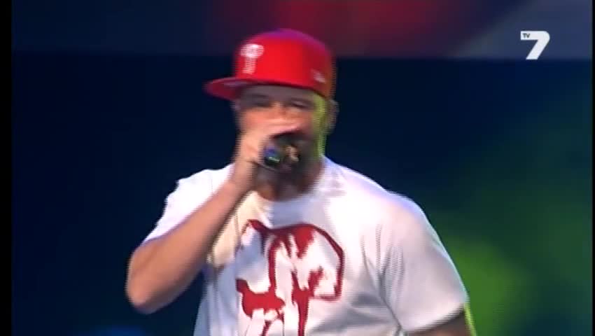 Touch Down feat. Alex P - Ей Така (Bitch Pls) (LIVE 2014)