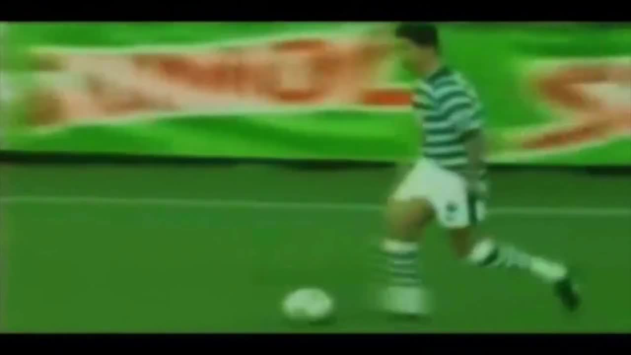 Cristiano Ronaldo в тийнейджърските си години ..