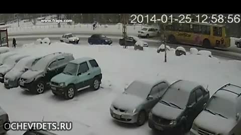 >Пешеходец предизвика катастрофа