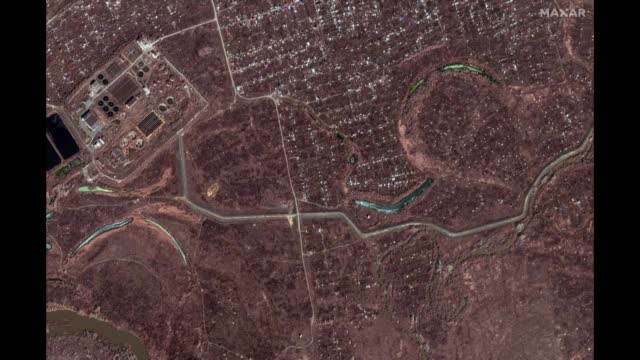 Руският град Орск преди и след опустошителните наводнения