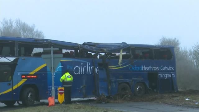 17 ранени при автобусна катастрофа заради мъгла