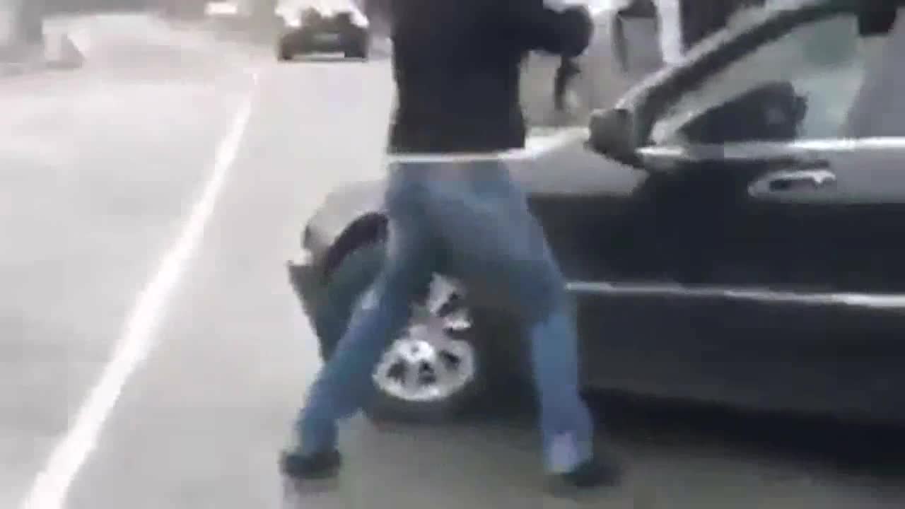 Който зло мисли зло намира . Така е в Русия