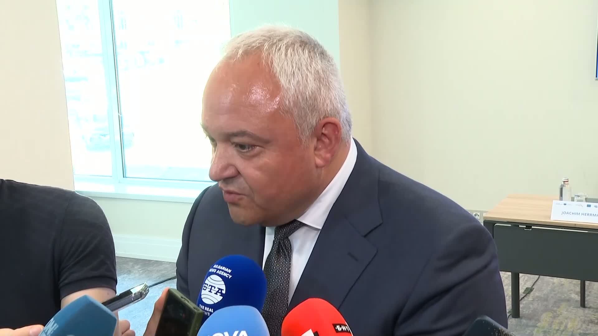 Демерджиев: Изяснява се дали двете дружества, които доставят мантинели, имат връзка с Бойко Борисов