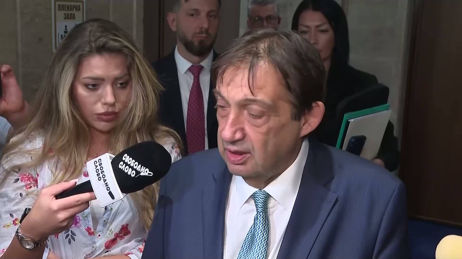 Нов сблъсък между Шишков и ДПС за мантинелите: Обвинения за оскъпяване със 160% и съмнения за незаконни плащания
