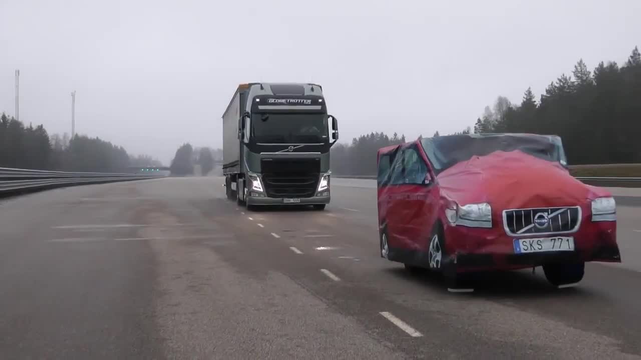 Тестване спирачките на Тир Volvo