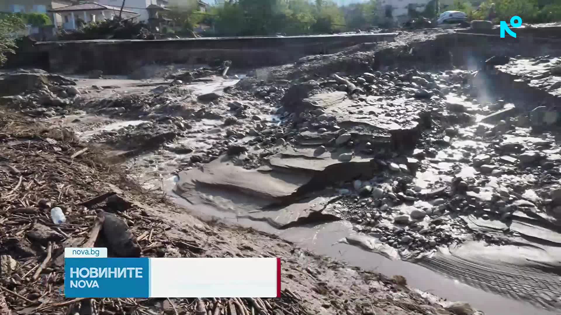 След бурята в Струмяни: Частичното бедствено положение остава, разчистването на щетите продължава