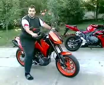 Смешник на мотор - супер смях