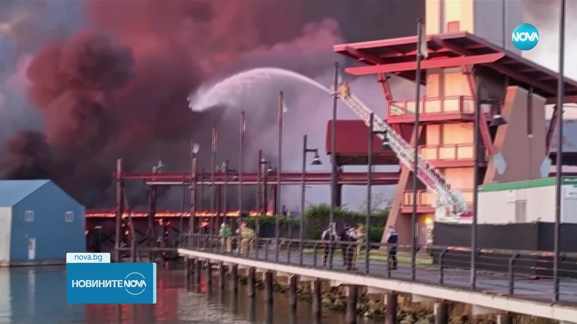Мощен пожар изпепели жп мост край Ванкувър (ВИДЕО)