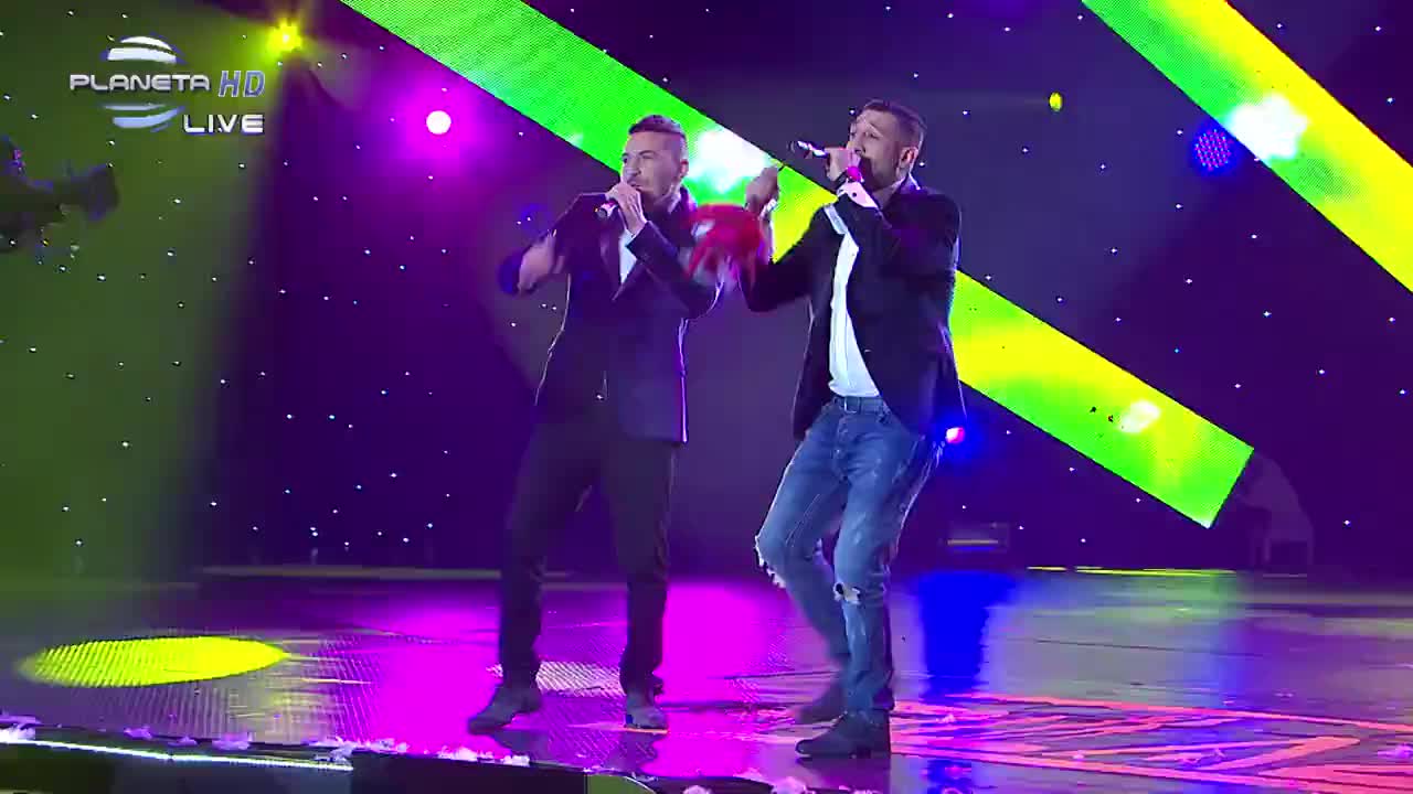 Илиян и Алекс - Единствена (live) Г М Н 2014