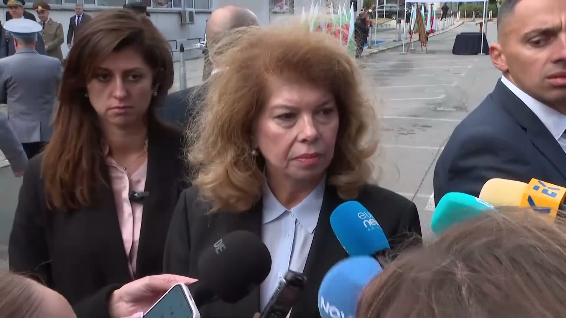 Йотова ще поиска оставката на председателя на НСО