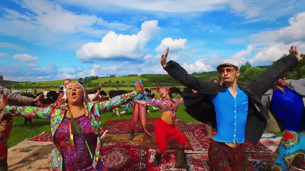 Руснаци правят пародия на Major Lazer & Dj Snake - Lean On feat. M