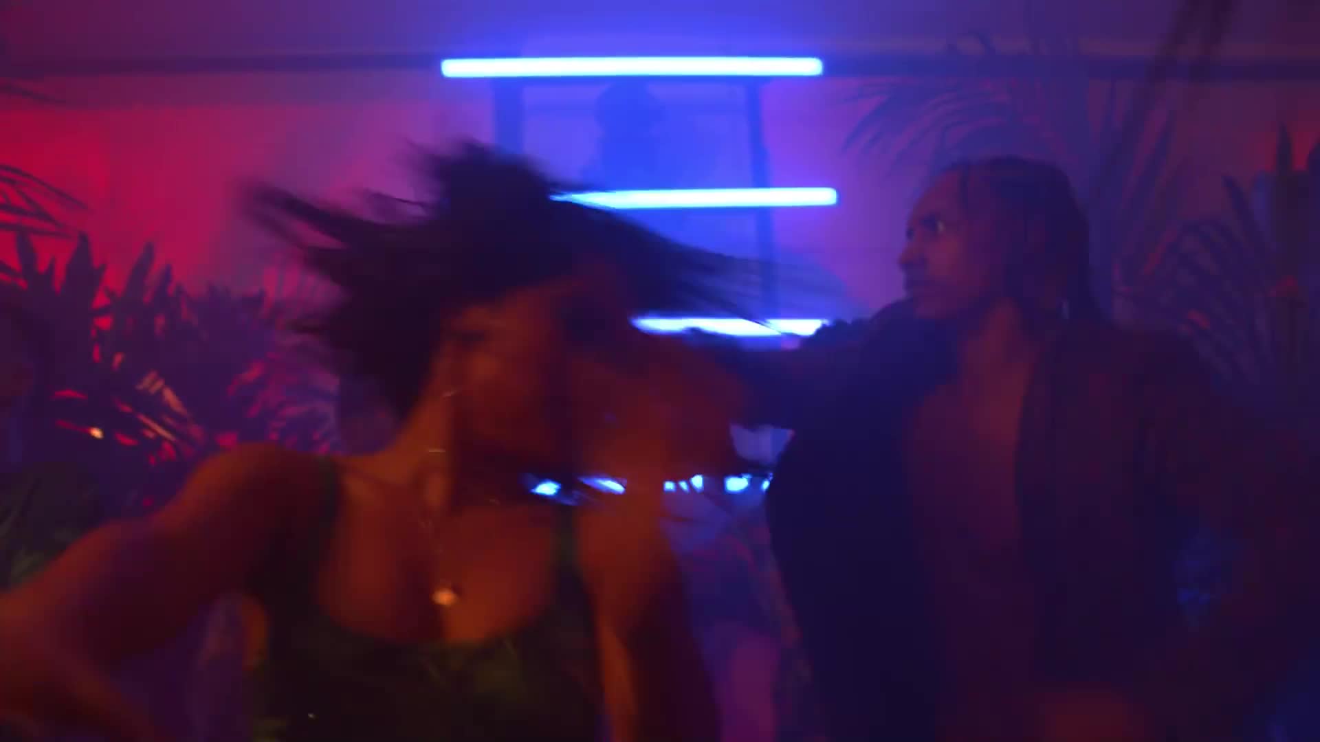 Sean Paul, David Guetta - Mad Love ft. Becky G