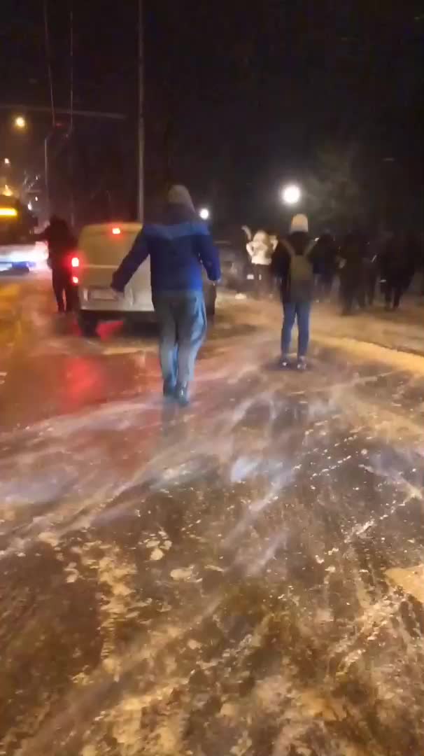 Сняг в град Варна и без градски транспорт
