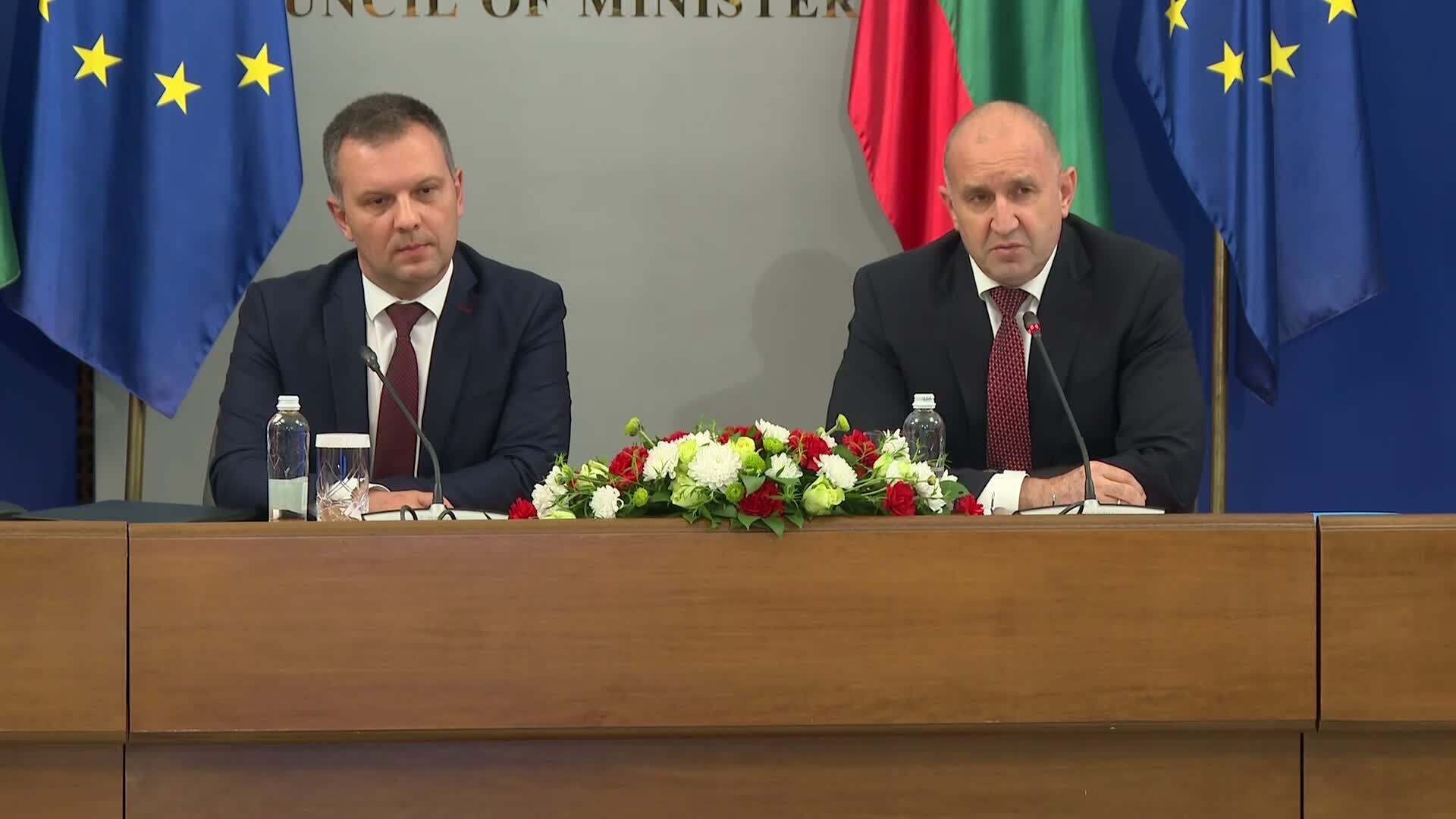 Правителството ще предложи президентът отново сам да избира състава на служебния кабинет