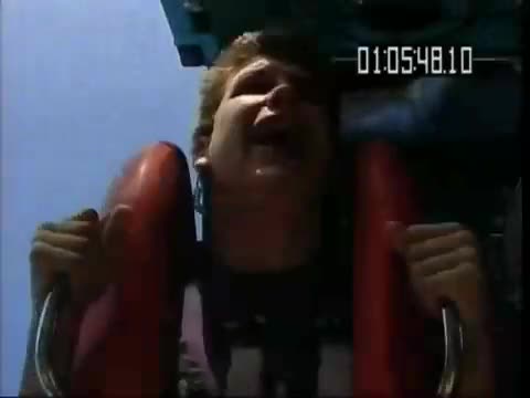 Ненормално Момче Се Насира От Страх 