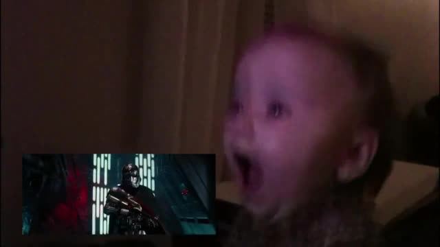 Бебе гледа "Междузвездни войни"