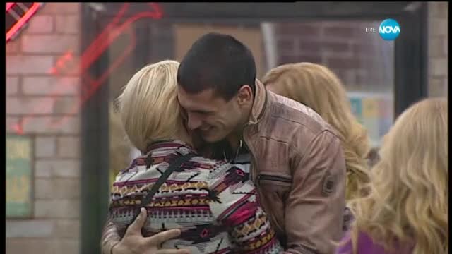 Бившето гадже на Деси влезе в Big Brother All Stars