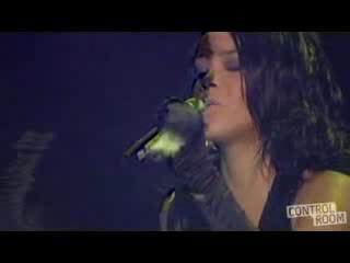 Riri - Unfaithful Live [невероятно Сладка]