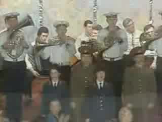 Хората Не Се Раждат Войници...