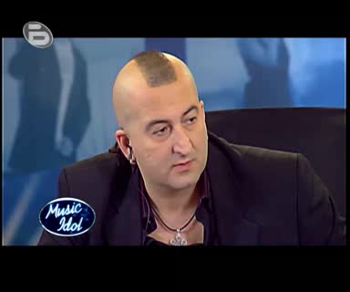 Music Idol 3 - Екзотика И Сексапил - Въпреки Че Е Музикален Инвалид Минава!
