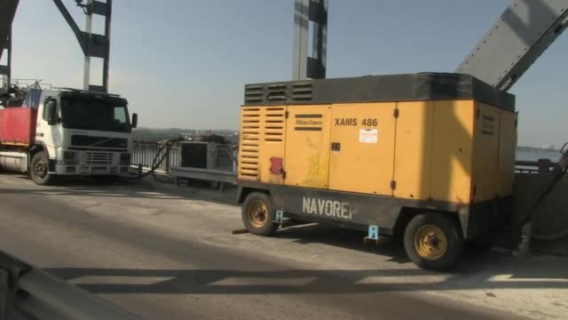 Ремонтът на Дунав мост удължава преминаването с 40-50 минути