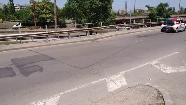 Опасен авто батут в "Редута"