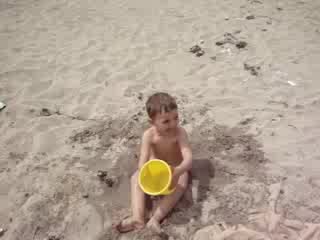 първа баня на пясъка.mp4
