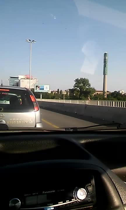 Шофиране в бус лента