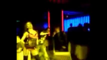 Джиджиканска - Боби (резачката) и Илиян (джиджиканец) в столичен клуб 