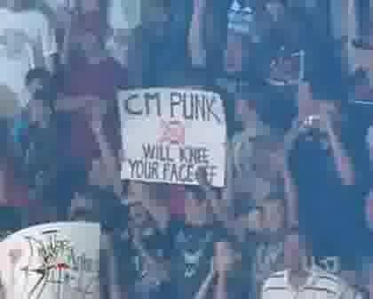 Cm Punk E Новия Шампион