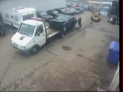 Не си давайте колата при тези !!! Смях