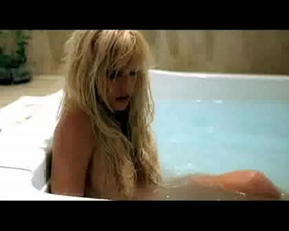 NeW HIT !!! НоВаТа ПеСеН нА Britney Spears - Womanizer