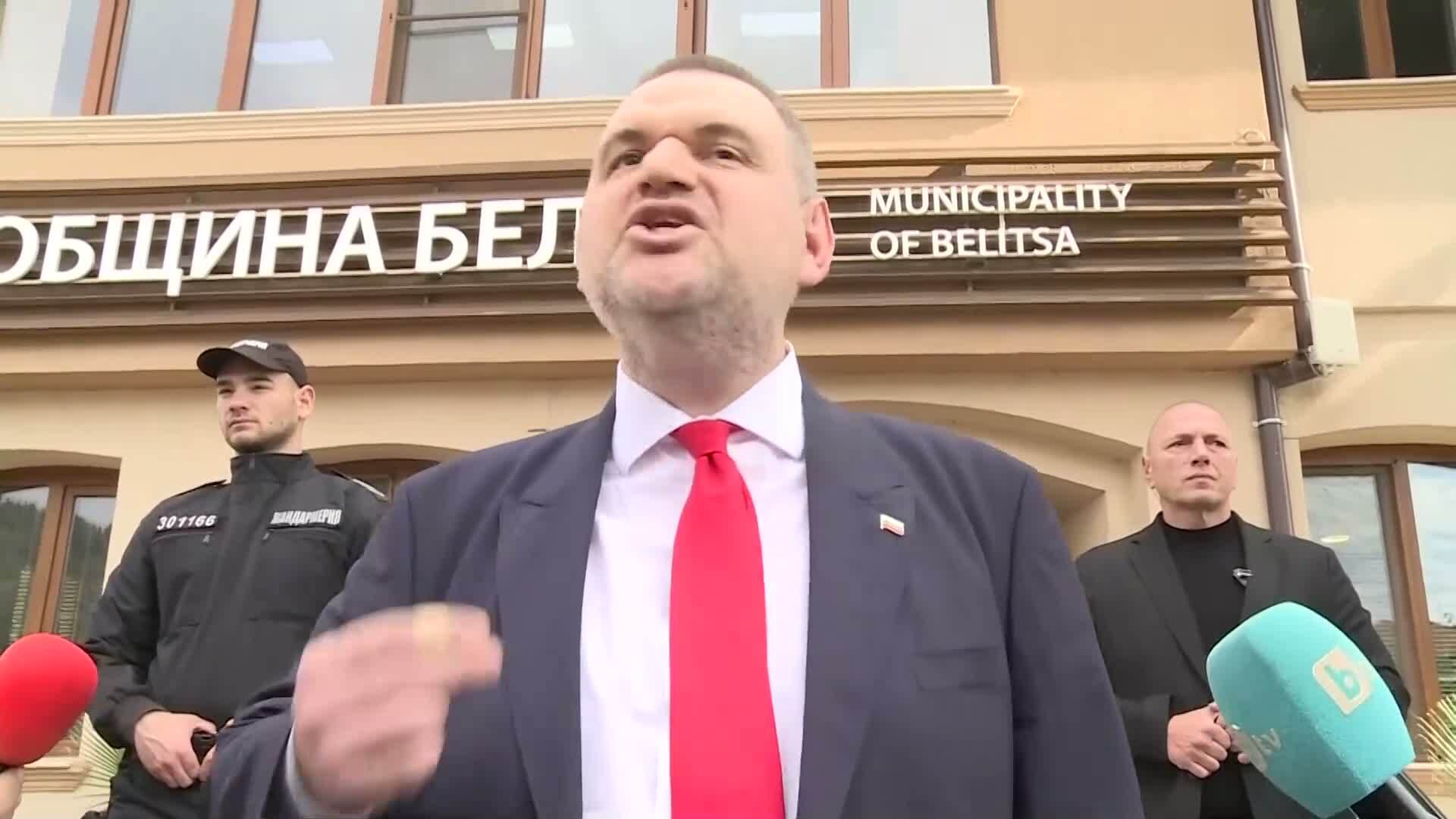 Спецакция на ГДБОП и ДАНС в Белица, изземват документи от дома на кмета