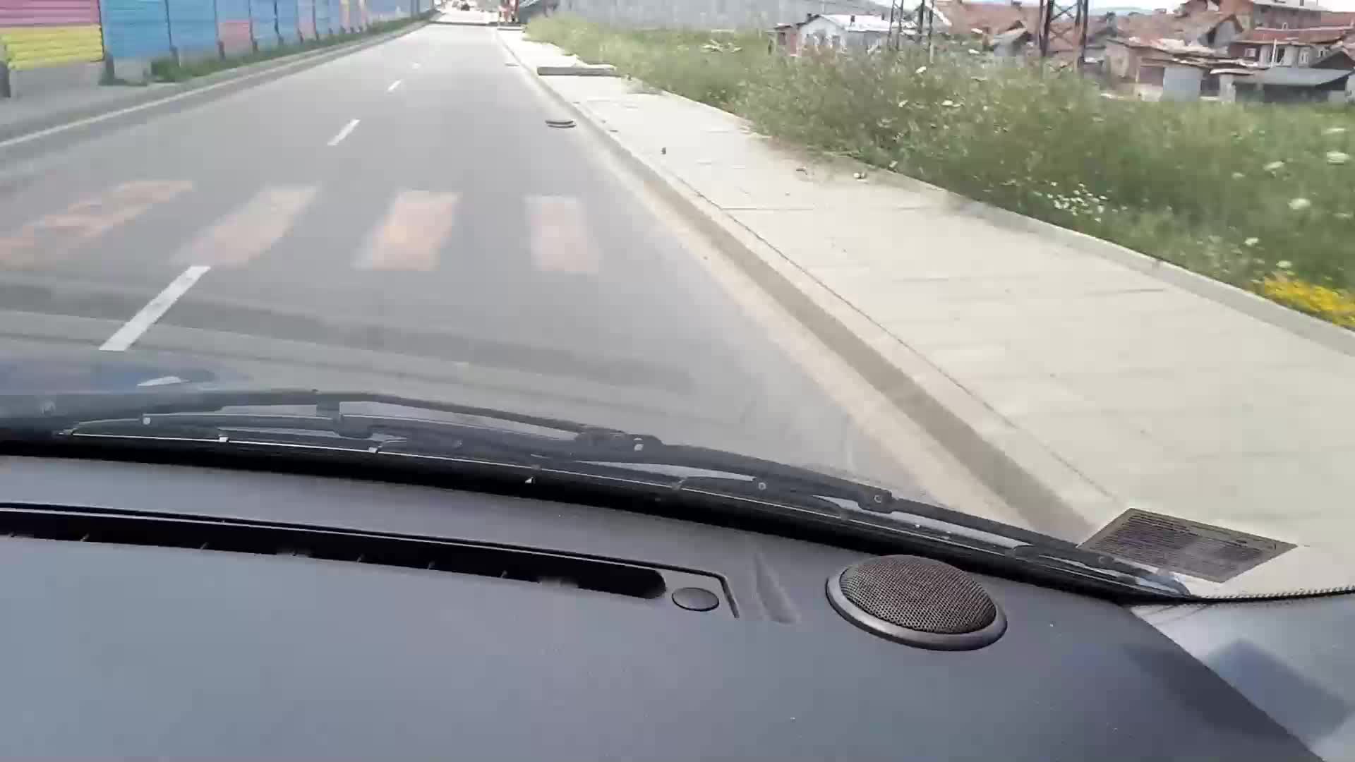 Откраднати метални решетки от канализация