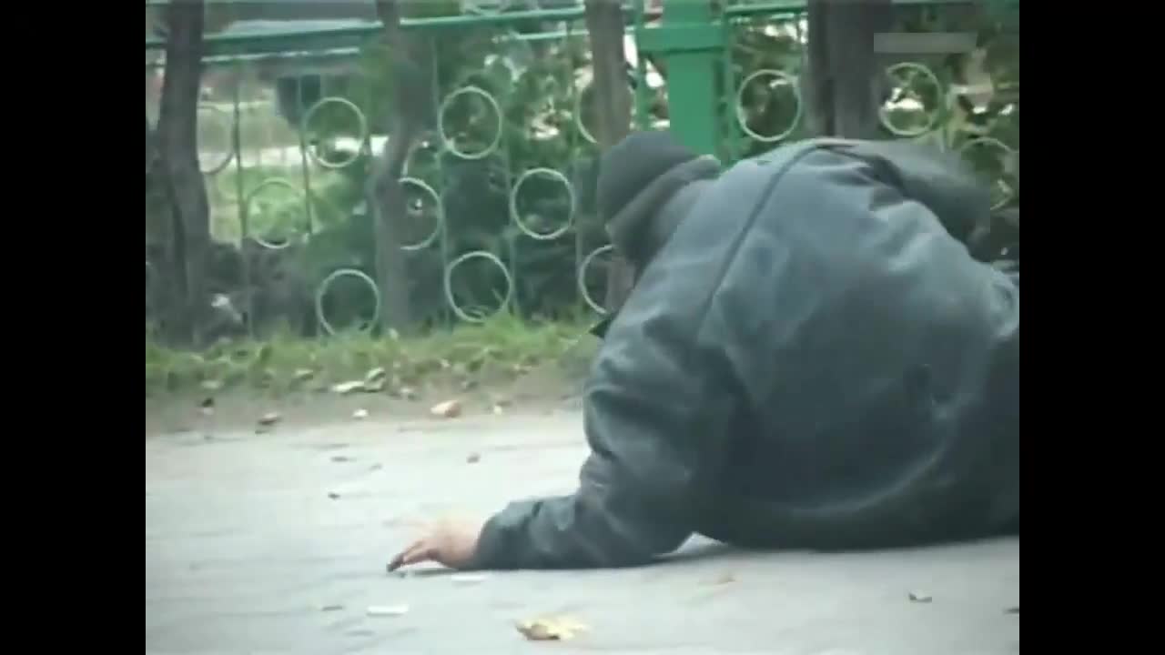 >Русия - Дълъг и труден е пътят към дома - Много смях