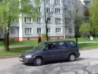 Супер Нагли Крадци На Кола!!!